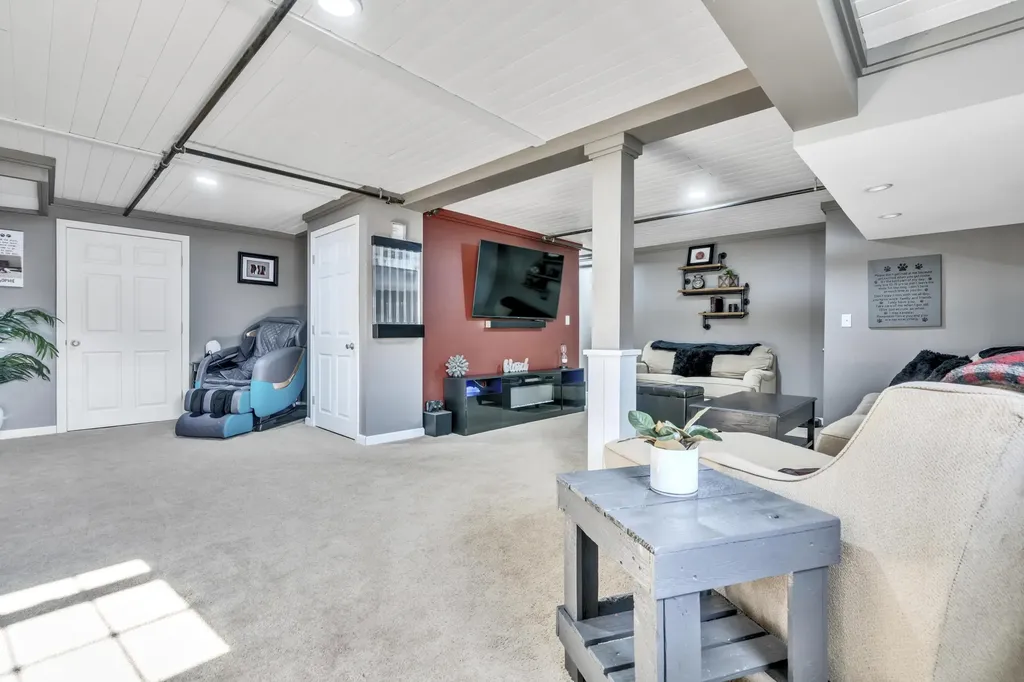 21 Snowberry Drive Gorham ME 04038