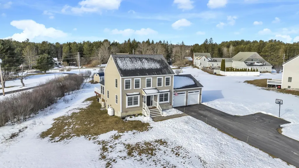 21 Snowberry Drive Gorham ME 04038