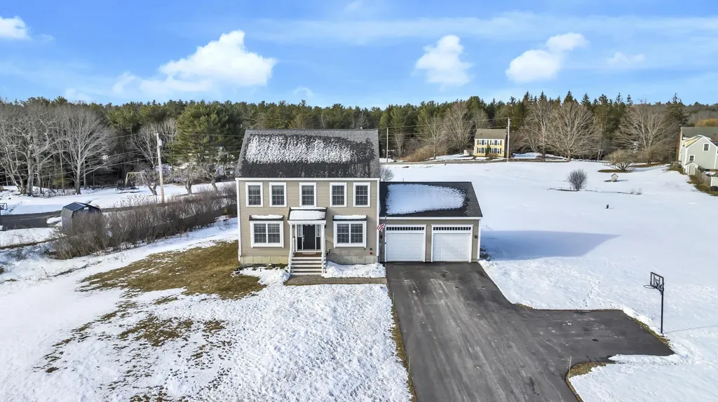 21 Snowberry Drive Gorham ME 04038