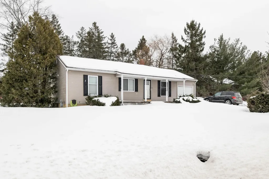 83 Husson Avenue Bangor ME 04401