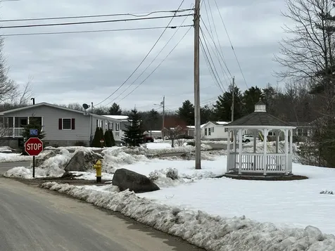 16 Commodore Drive Biddeford ME 04005