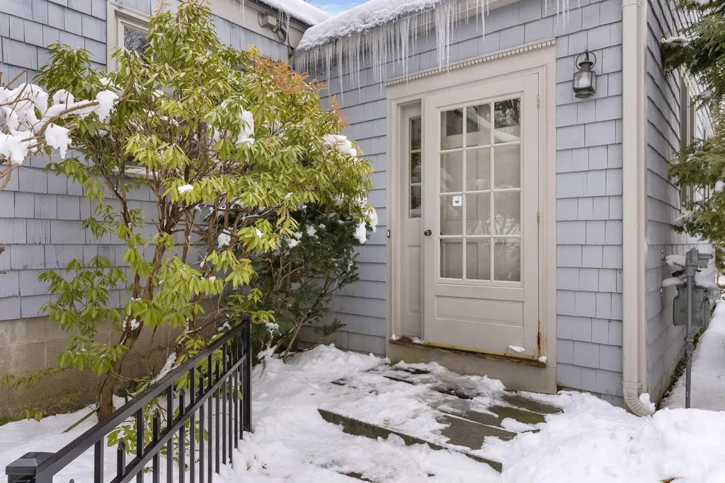 10 Kilborn Way Falmouth ME 04105