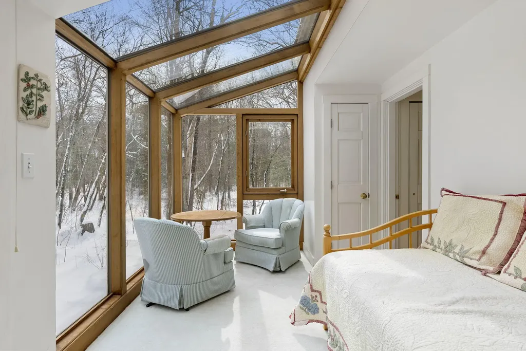 10 Kilborn Way Falmouth ME 04105