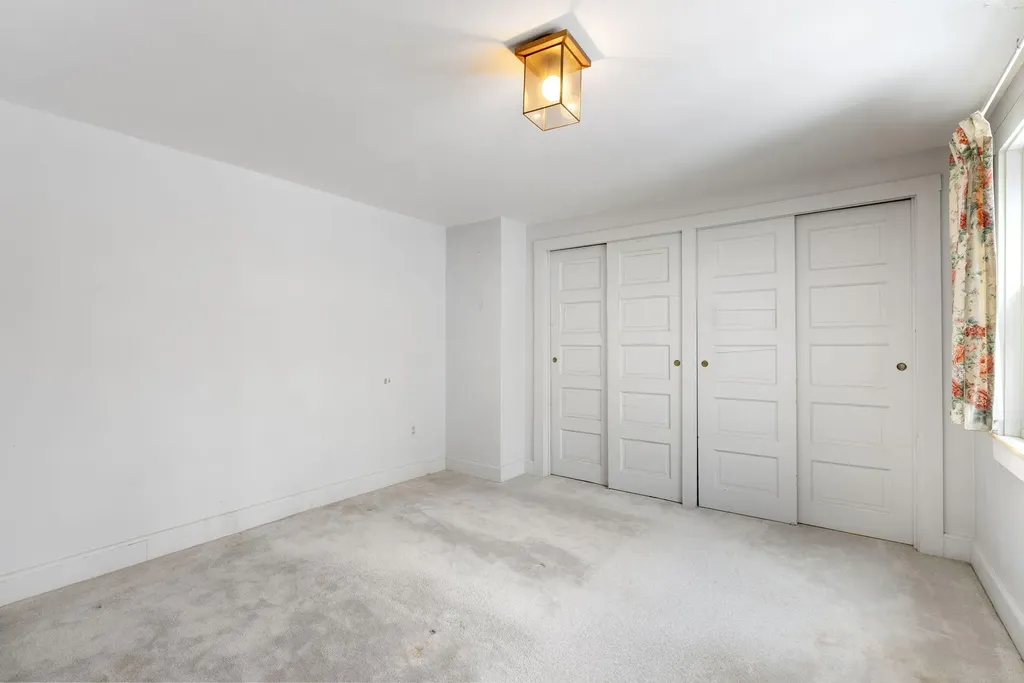 10 Kilborn Way Falmouth ME 04105