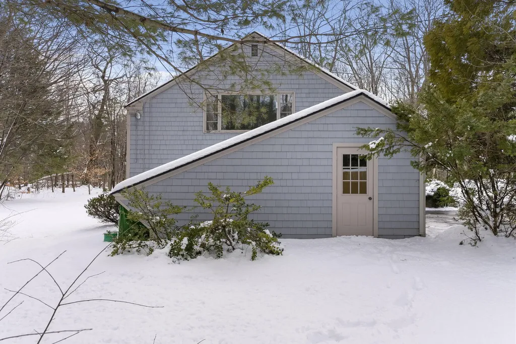 10 Kilborn Way Falmouth ME 04105