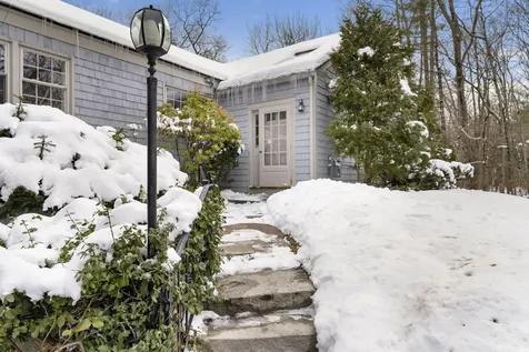 10 Kilborn Way Falmouth ME 04105