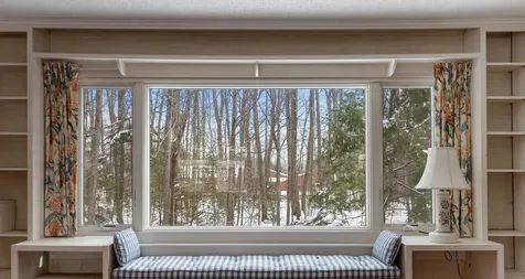 10 Kilborn Way Falmouth ME 04105