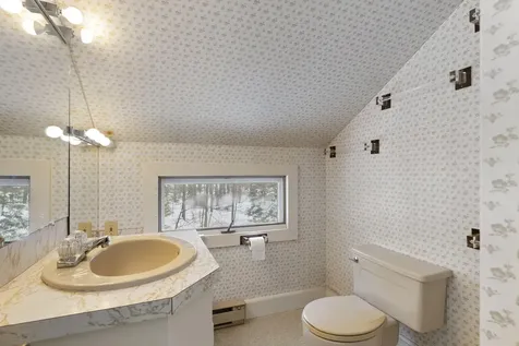10 Kilborn Way Falmouth ME 04105