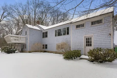 10 Kilborn Way Falmouth ME 04105