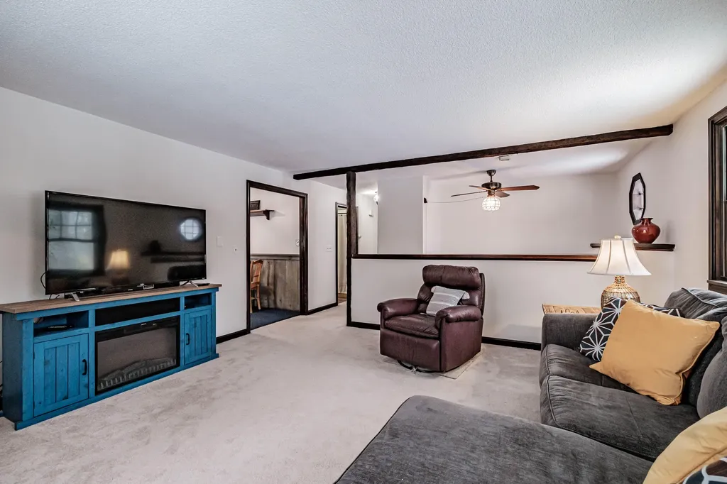 5 Charlonate Drive Gray ME 04039