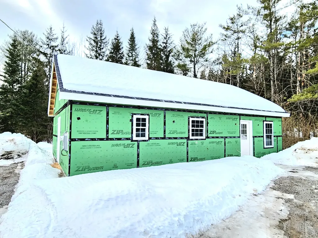 73 Paul Street Auburn ME 04210