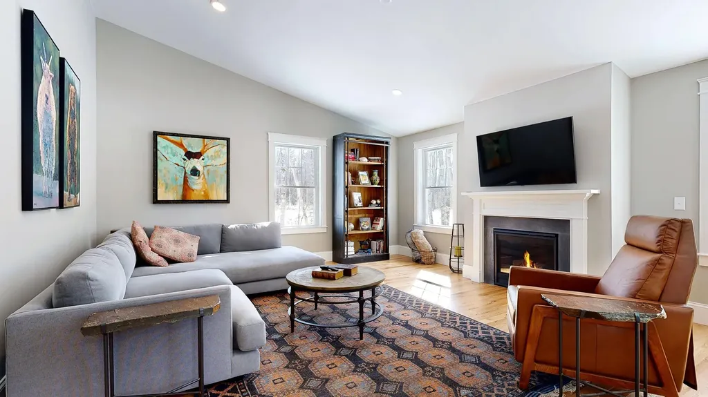 16 Adena Way Kennebunk ME 04043