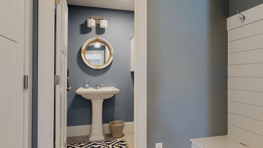 16 Adena Way Kennebunk ME 04043