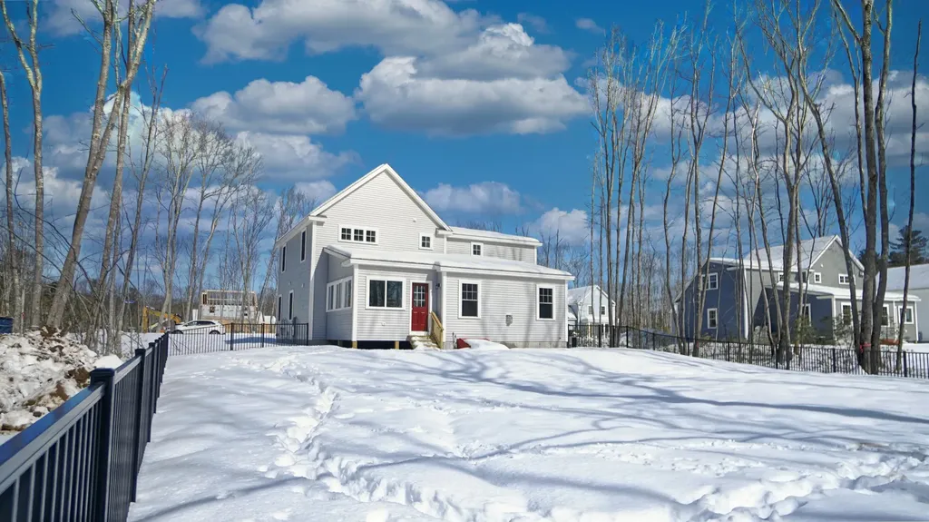 16 Adena Way Kennebunk ME 04043