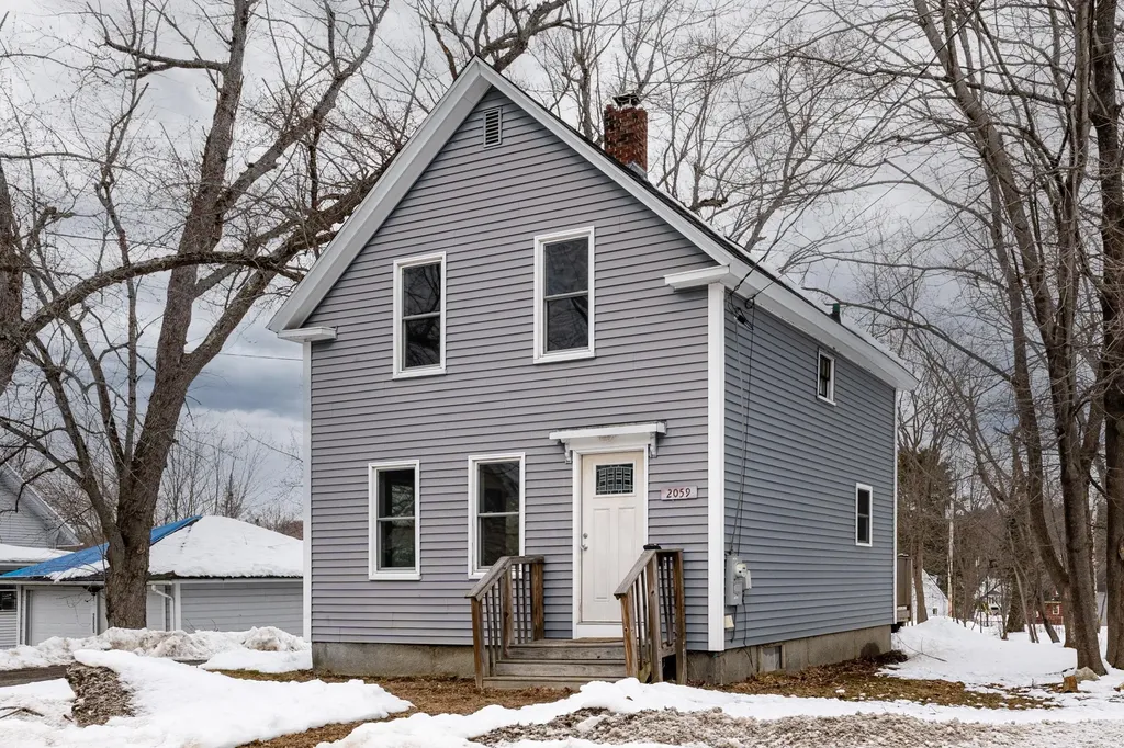 2059 N Belfast Avenue Augusta ME 04330