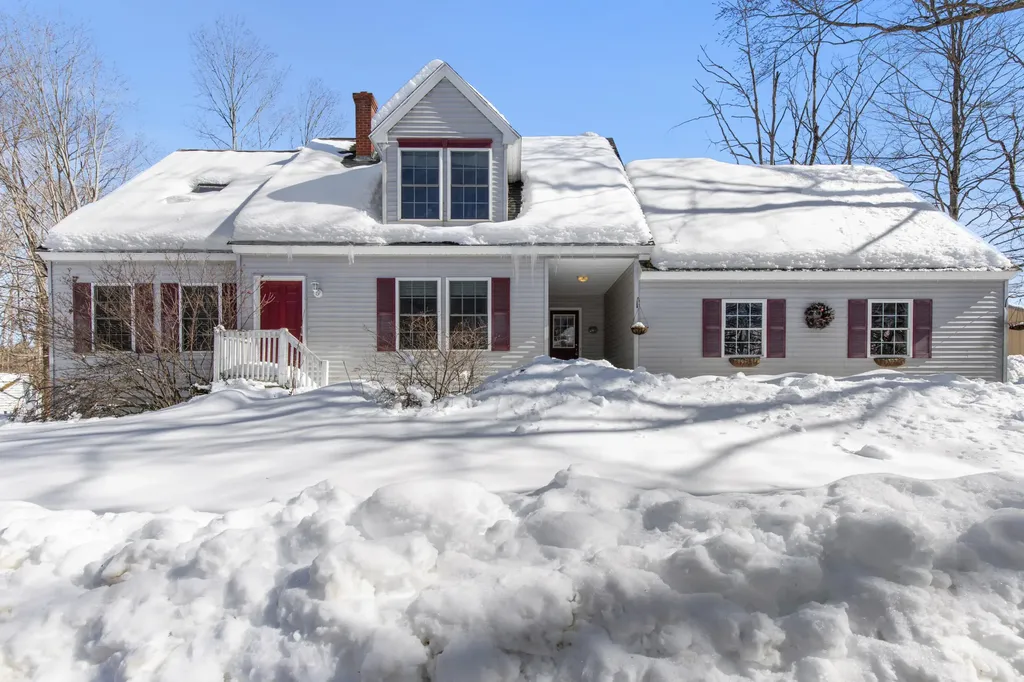 41 Water Street Gorham ME 04038