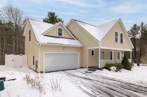 3 Izzy Lane Kittery ME 03904