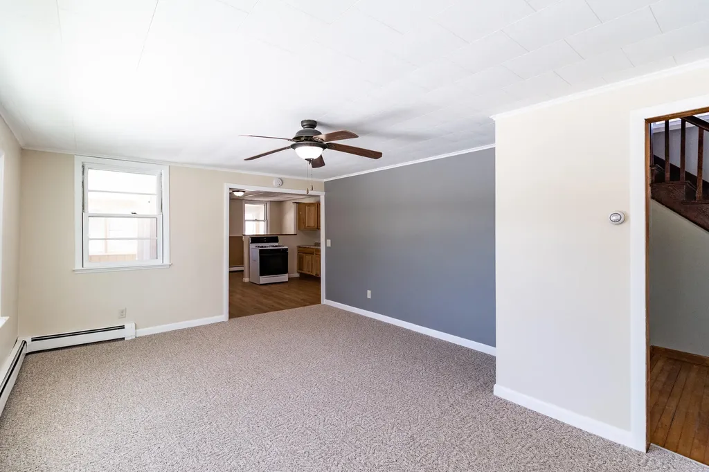 88 Island Road Sabattus ME 04280