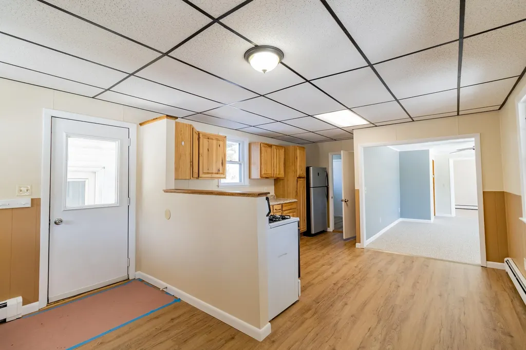 88 Island Road Sabattus ME 04280