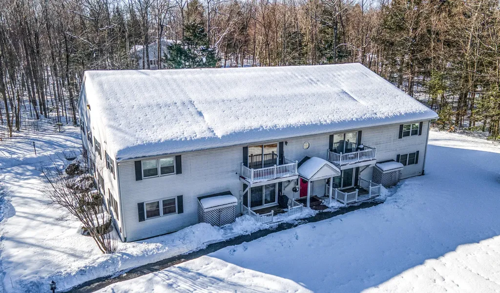 53 Smith Street Augusta ME 04330