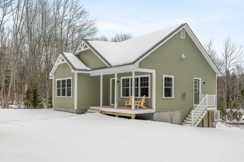 20 Allen Point Road Harpswell ME 04079
