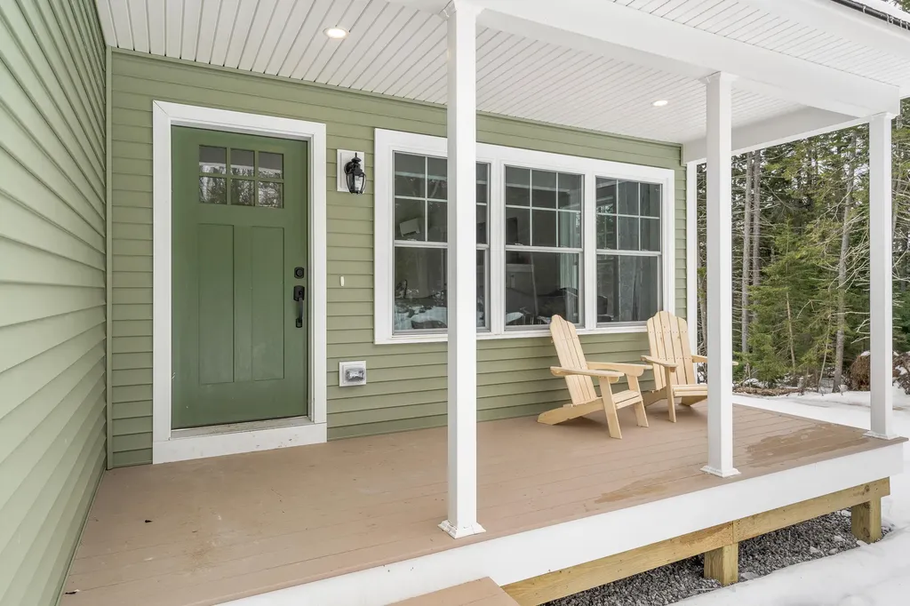 20 Allen Point Road Harpswell ME 04079
