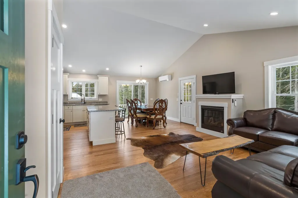 20 Allen Point Road Harpswell ME 04079