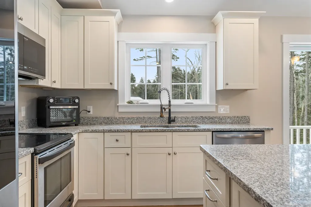 20 Allen Point Road Harpswell ME 04079