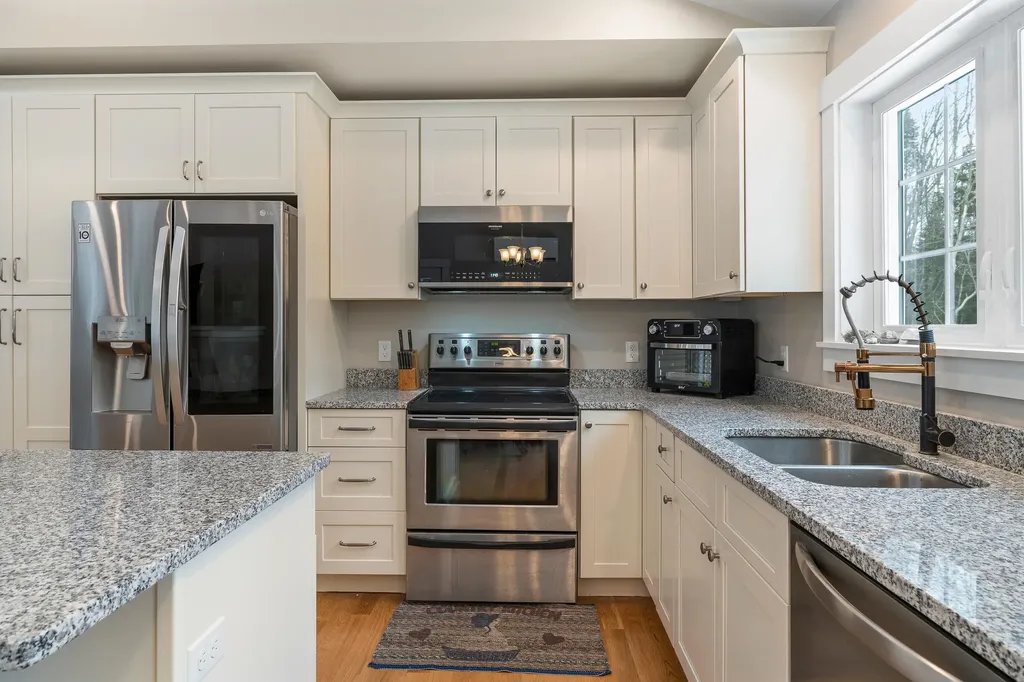 20 Allen Point Road Harpswell ME 04079