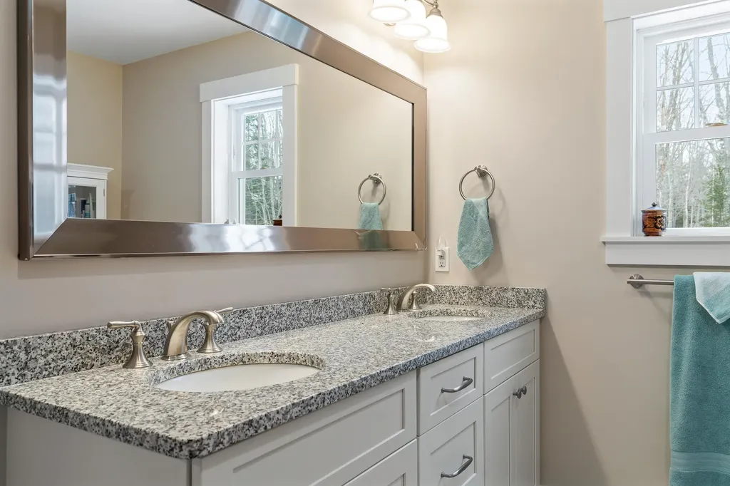 20 Allen Point Road Harpswell ME 04079