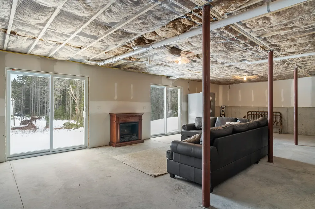 20 Allen Point Road Harpswell ME 04079