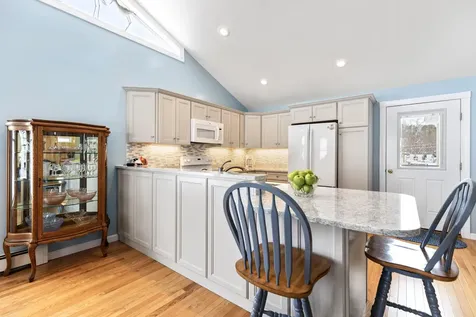 37 Walini Way Harpswell ME 04079