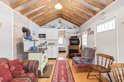 37 Walini Way Harpswell ME 04079