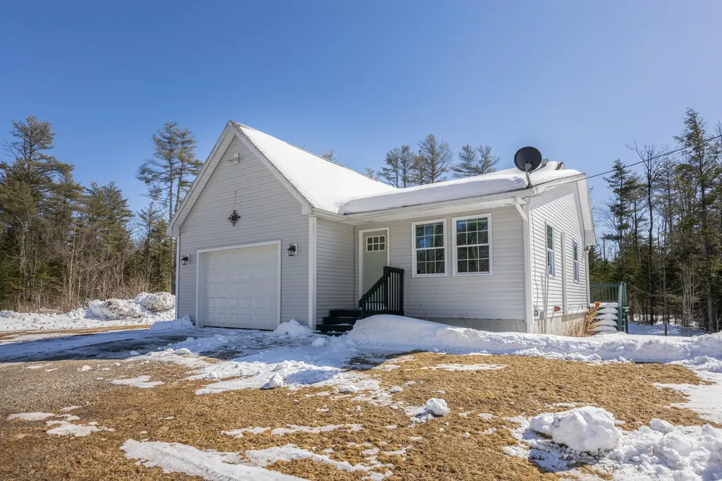 139 Webster Road Lisbon ME 04250