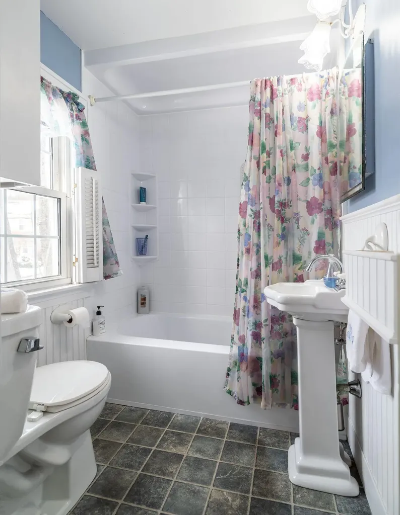 54 Stevens Avenue Portland ME 04102