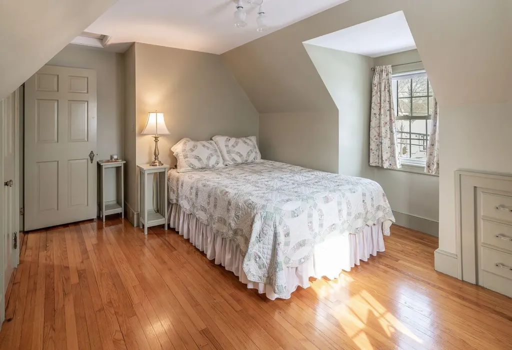 54 Stevens Avenue Portland ME 04102