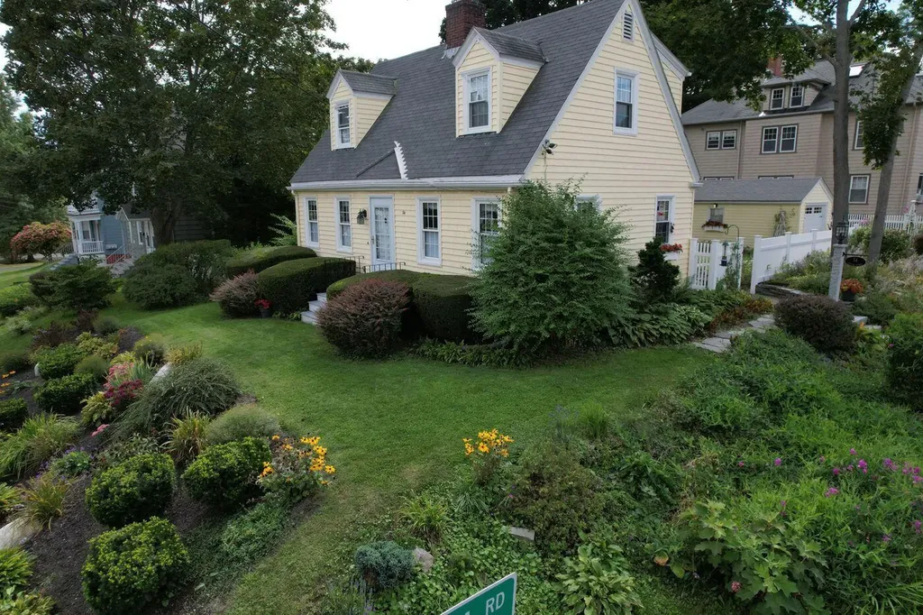 54 Stevens Avenue Portland ME 04102