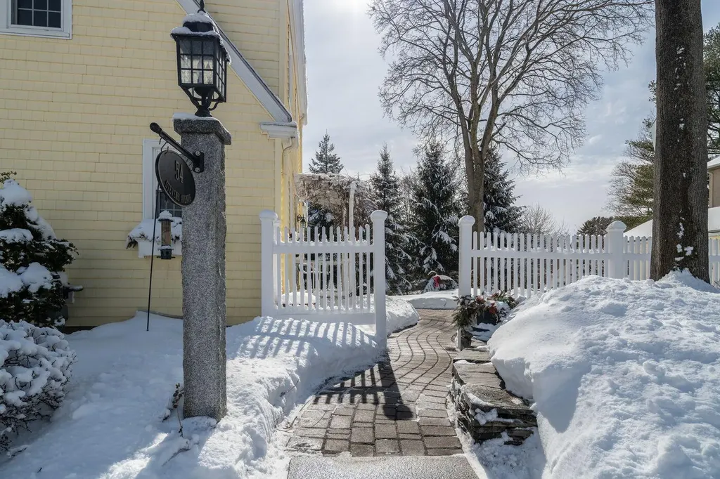 54 Stevens Avenue Portland ME 04102