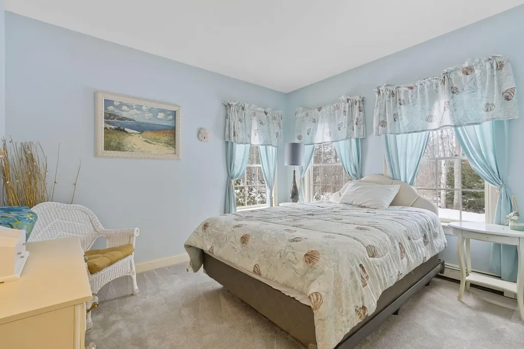 305 Southside Road York ME 03909