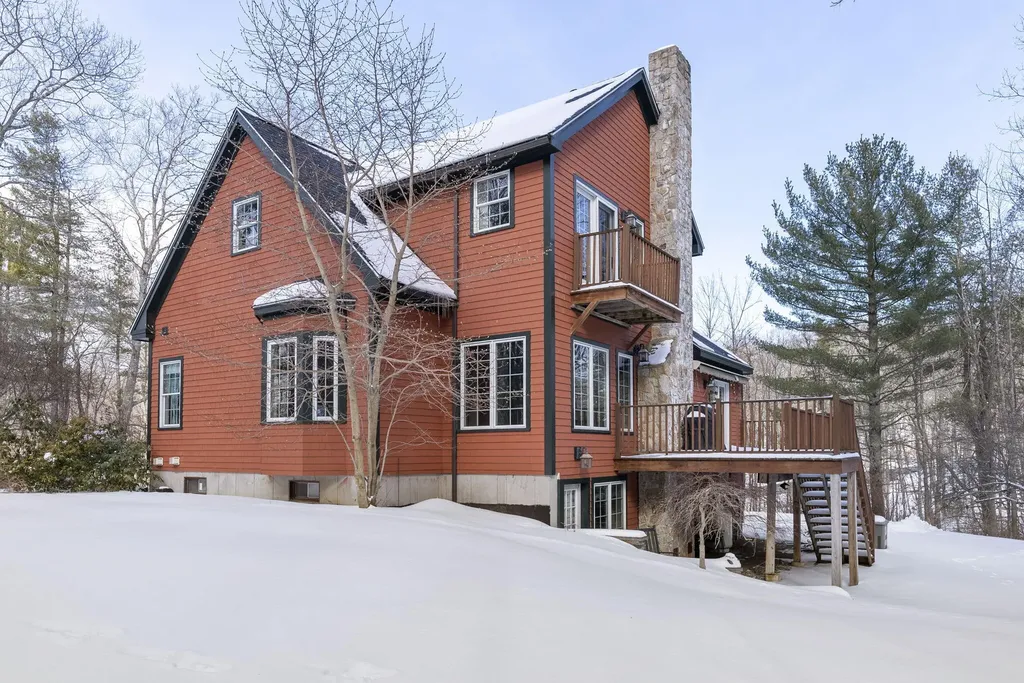 305 Southside Road York ME 03909