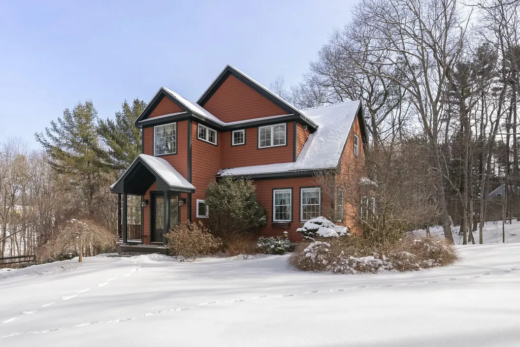 305 Southside Road York ME 03909