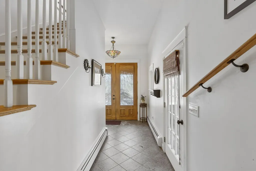 305 Southside Road York ME 03909