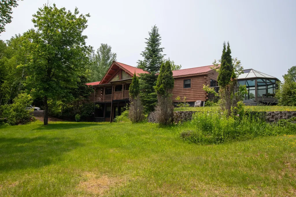 5 Gendreau Lane Saint Francis ME 04774