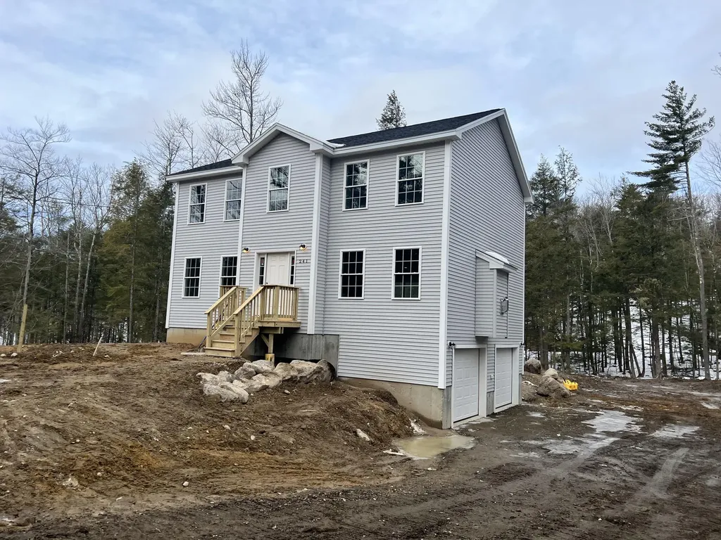 243 Dixon Road Lebanon ME 04027