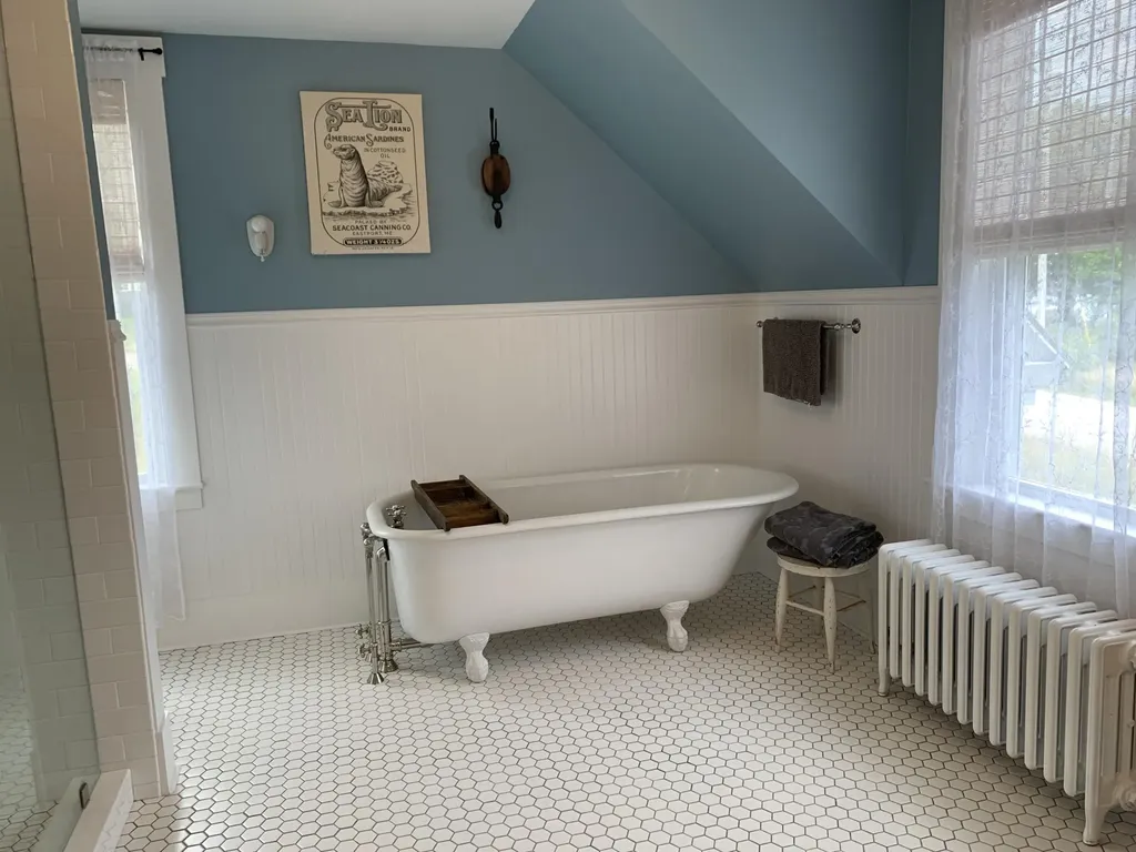 194 Water Street Eastport ME 04631
