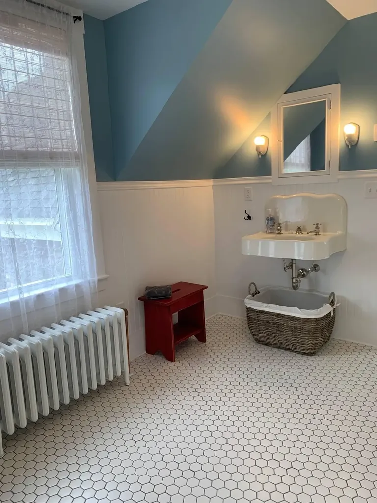 194 Water Street Eastport ME 04631