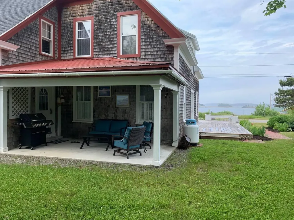 194 Water Street Eastport ME 04631