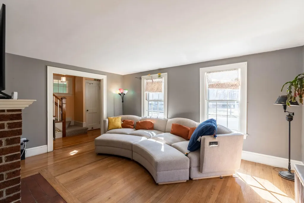 61 Gleckler Road Portland ME 04103