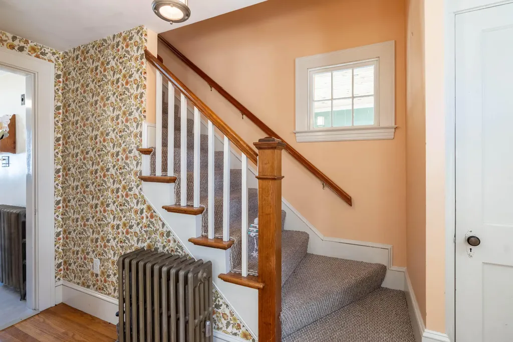 61 Gleckler Road Portland ME 04103