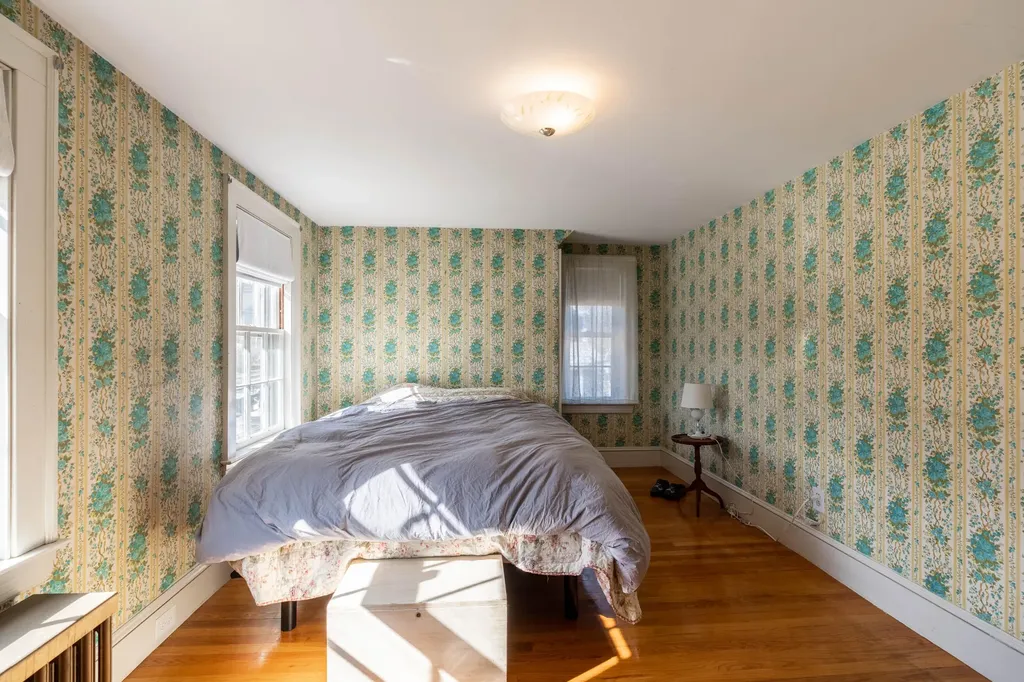 61 Gleckler Road Portland ME 04103